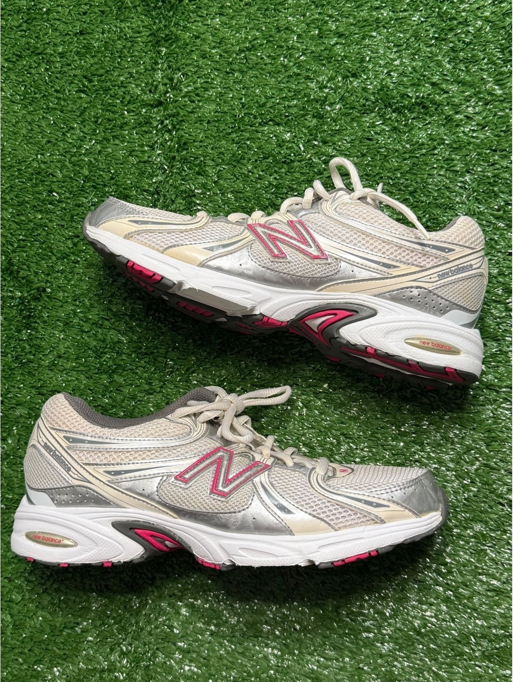 Women's New Balance 860v2 | Size 8.5